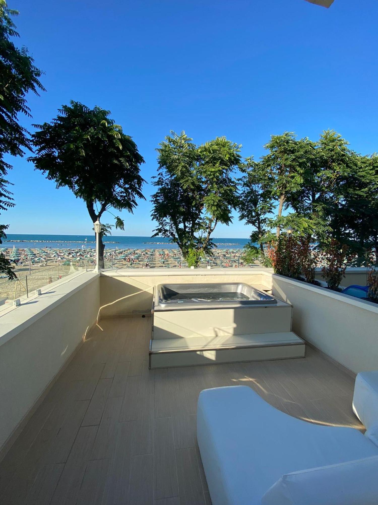Marina Beach Aparthotel ริมินี ภายนอก รูปภาพ